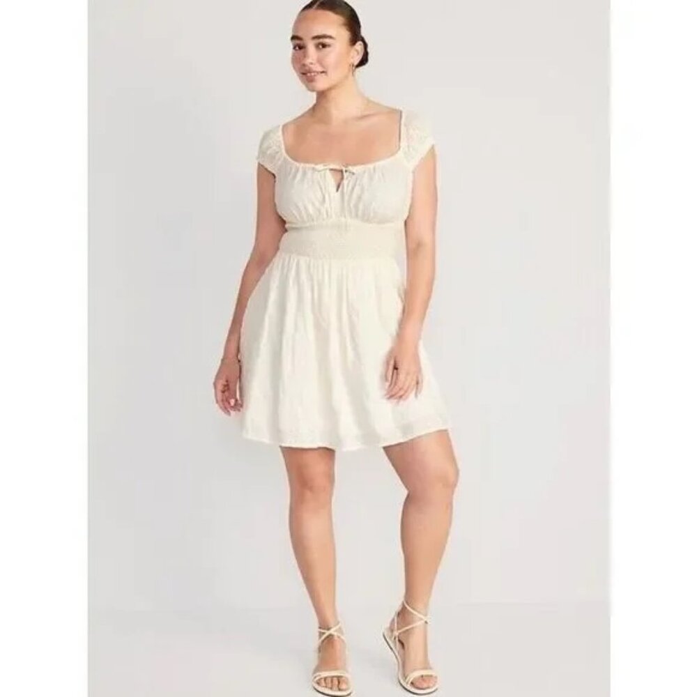 Old Navy Waist-Defined Floral-Eyelet Off White Mini Sz XL Dress